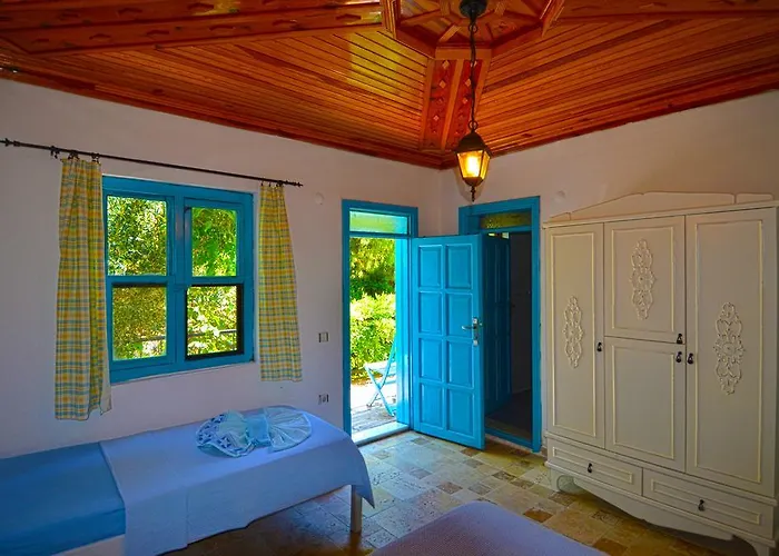 Отель Jenny's House Селемие